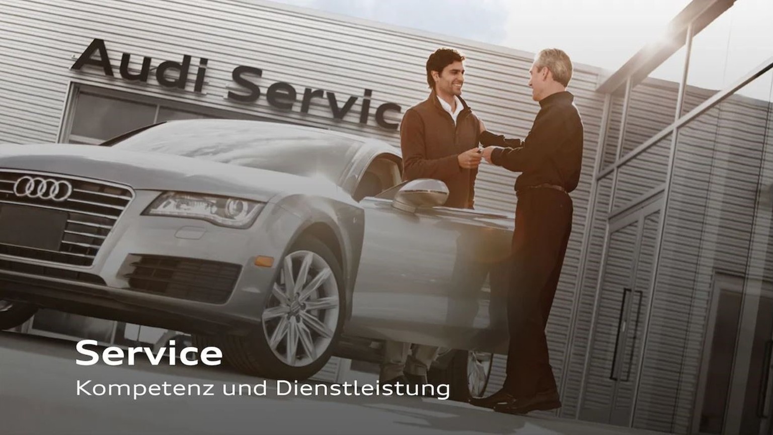Audi Zubehör Einstiegs-LED FC Bayern Logo und Audi Ringe für Fahrzeuge mit  LED-Einstiegsleuchten | Mein Freilassing